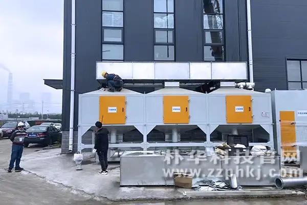 催化燃烧设备安装中 催化燃烧设备安装中